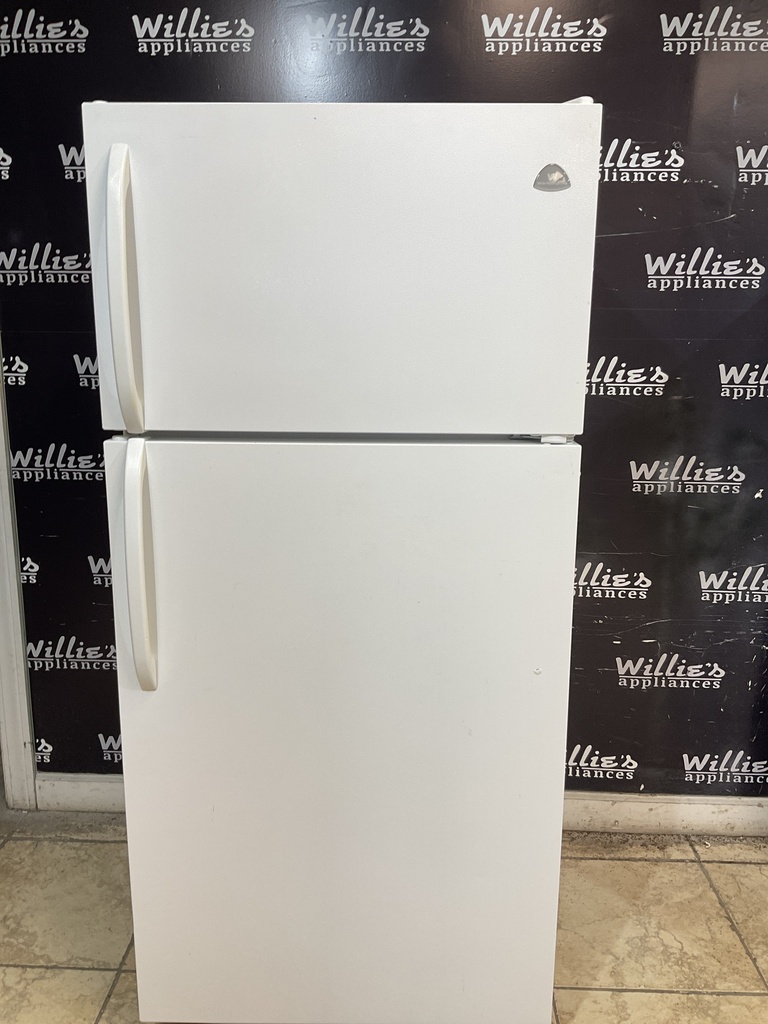 White Westinghouse Used Refrigerator Top and Bottom 30x66 (White) 
