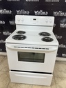 Frigidaire Used Electric Stove 220volts (40/50 AMP) 30inches {3 prong} (White) 