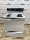 Ge Used Electric Stove 220volts (40/50 AMP) 30inches {3 prong} (White/Black) 