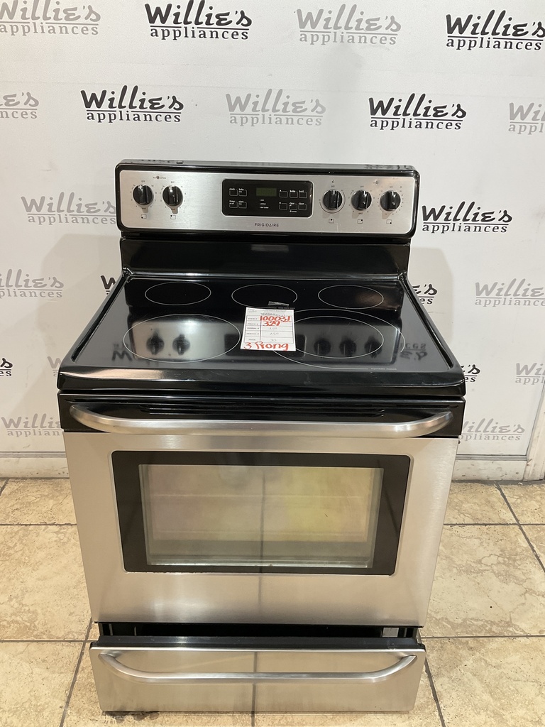Frigidaire Used Electric Stove 220volts (40/50 AMP) 30inches {3 prong} (Stainless steel) 