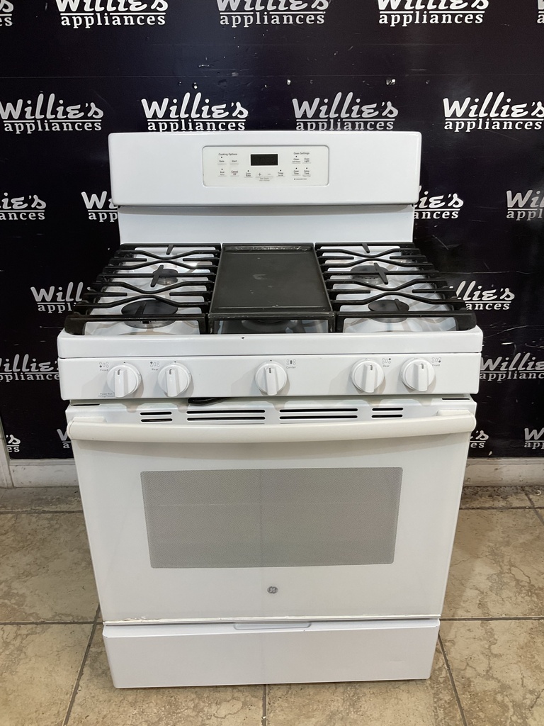 Ge Used Natural Gas Stove 30inches (White) 