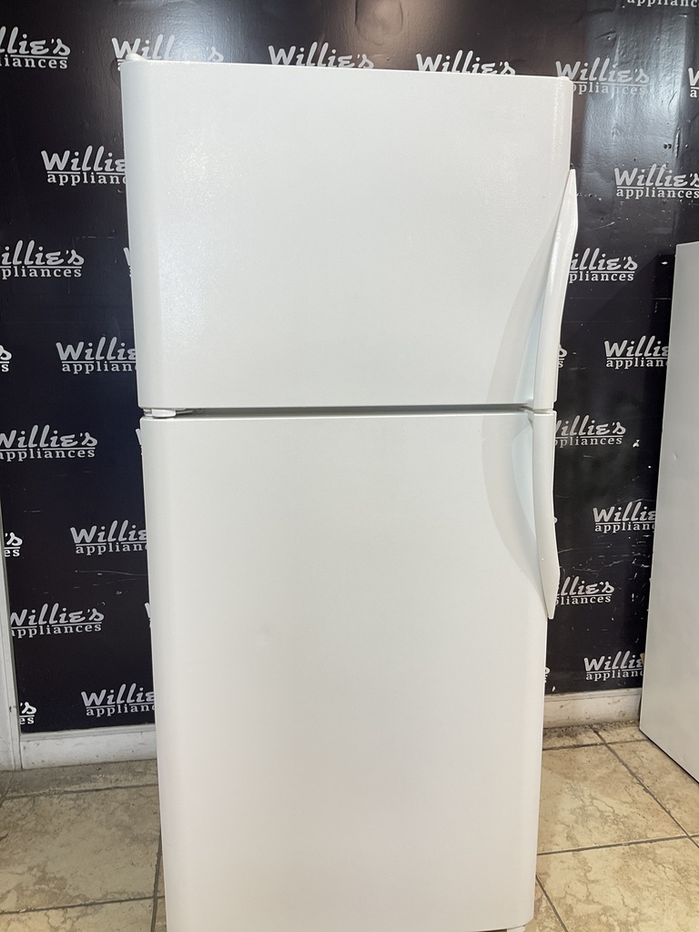Frigidaire Used Refrigerator Top and Bottom 30x69 (White) 
