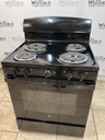 Ge Used Electric Stove 220volts (40/50 AMP) 30inches {no cord} (Black) 
