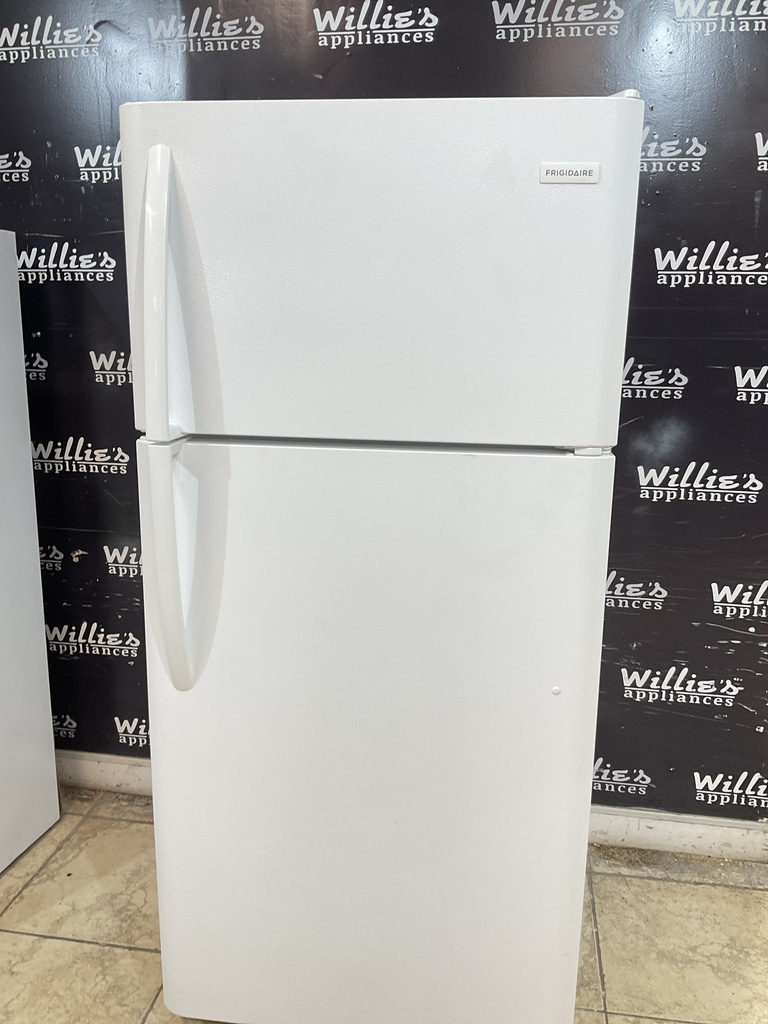 Frigidaire Used Refrigerator Top and Bottom 30x66 (White) 