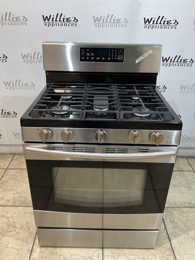 Samsung Used Gas Propane Stove 30inches (stainless steel) 