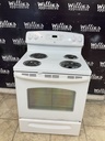Ge Used Electric Stove 220volts (40/50 AMP) 30inches {3 prong} (White) 