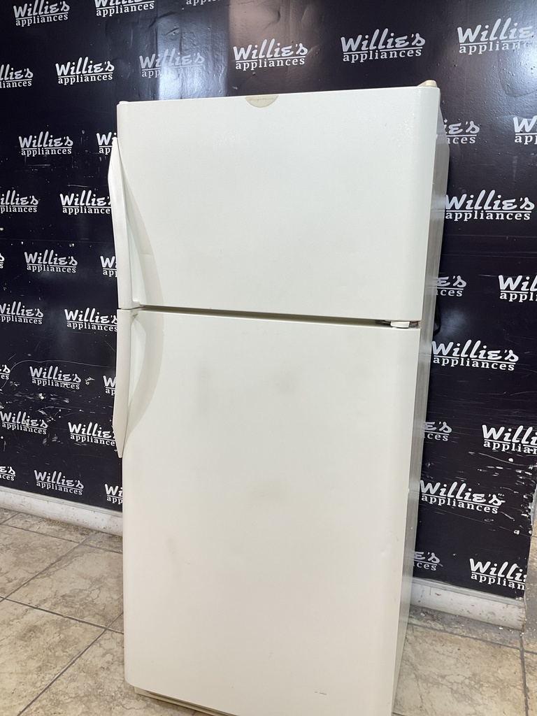 Frigidaire Used Refrigerator Top and Bottom 30x66 (White) 