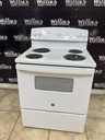Ge Used Electric Stove 220volts (40/50 AMP) 30inches {3 prong} (White)