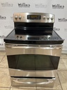 Ge Used Electric Stove 220volts (40/50 AMP) 30inches {3 prong} (Stainless steel) 