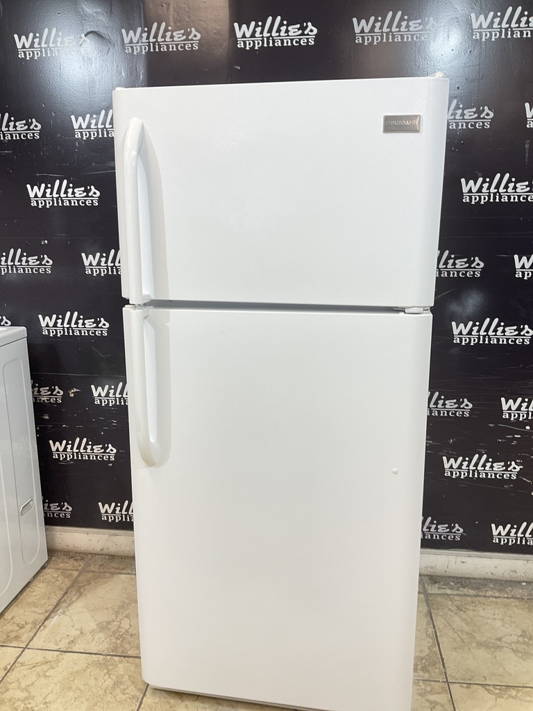 Frigidaire Used Refrigerator Top and Bottom 30x66 (White)