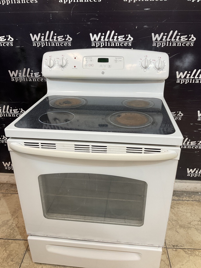 Ge Used Electric Stove 220volts (40/50 AMP) 30inches {no cord} (White) 