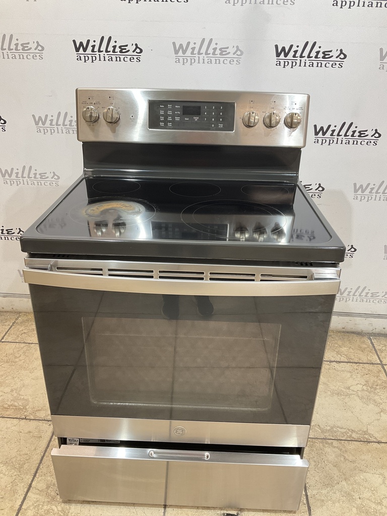 Ge Used Electric Stove 220volts (40/50 AMP) 30inches {3 prong} (Stainless steel) 
