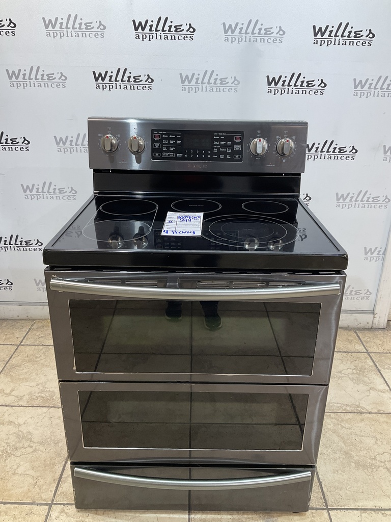 Samsung Used Electric Stove 220 volts (40/50 AMP) 30inches {4 prong} (Black Stainless)