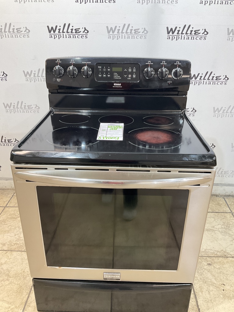 Kenmore Used Electric Stove 220volts (40/50 AMP) 30inches {3 prong} (Stainless steel) 