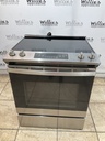 Ge Used Electric Stove 220volts (40/50 AMP) 30inches {4 prong} (Stainless steel)