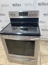 Frigidaire Used Electric Stove 220volts (40/50 AMP) 30inches {no cord} (Stainless steel) 