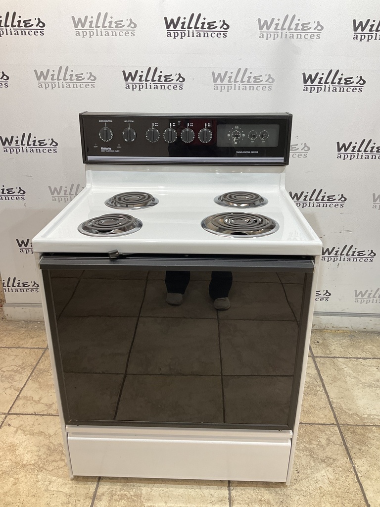 Caloric Used Electric Stove 220volts (40/50AMP) 30inches {no cord} (White/Black)