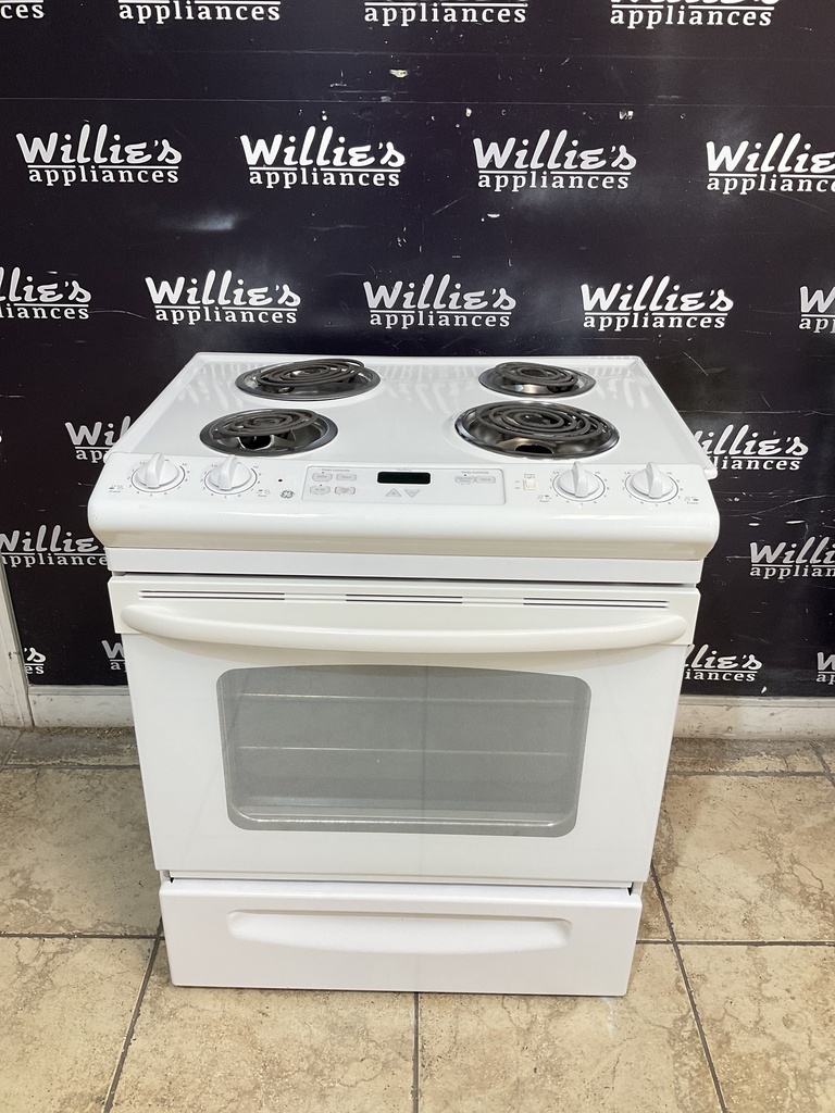 Ge Used Electric Stove 220volts (40/50 AMP) 30inches {4 prong} (White) 