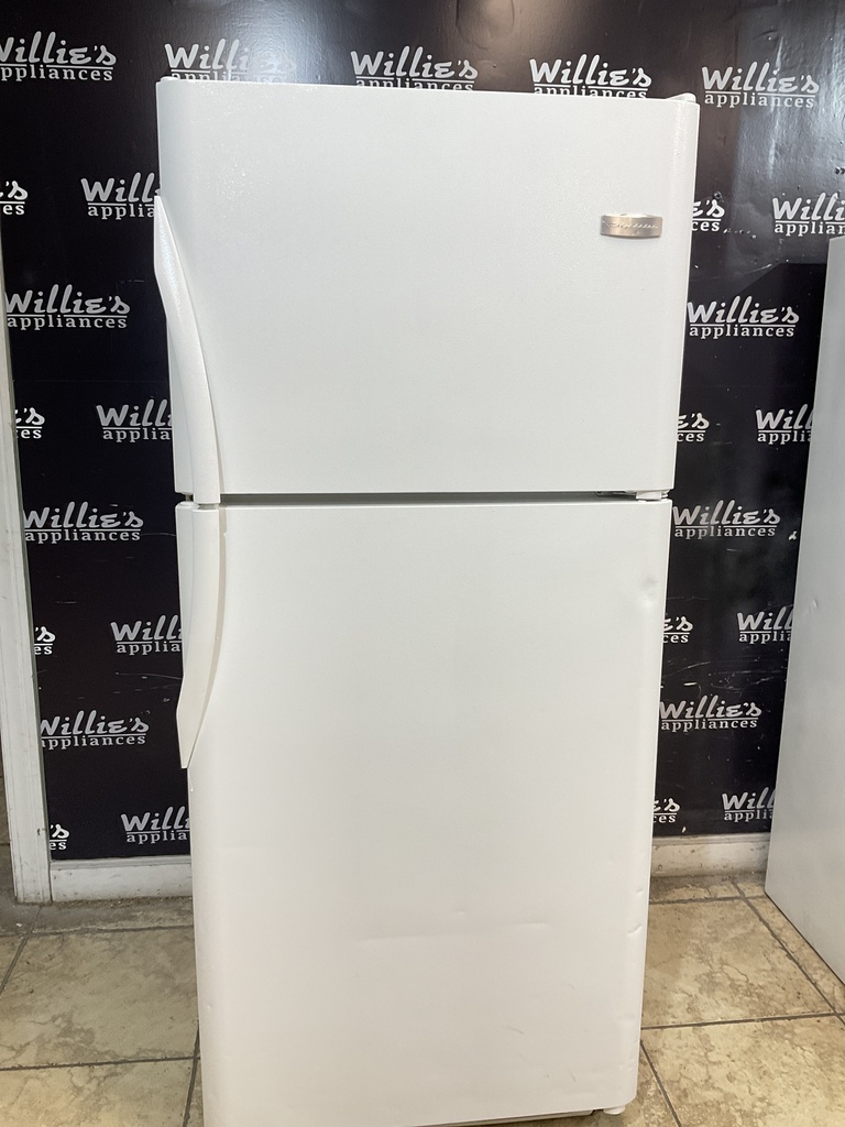 Frigidaire Used Refrigerator Top and Bottom 30x69 (White) 