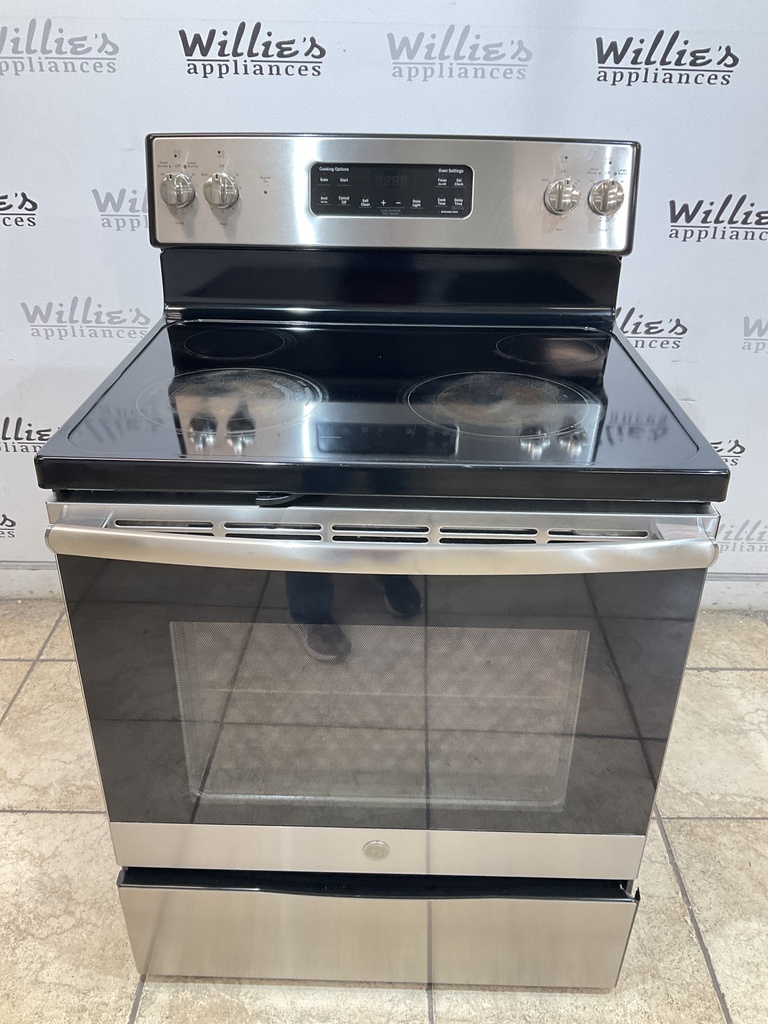 Ge Used Electric Stove 220volts (40/50 AMP) 30inches {no cord} (Stainless steel) 