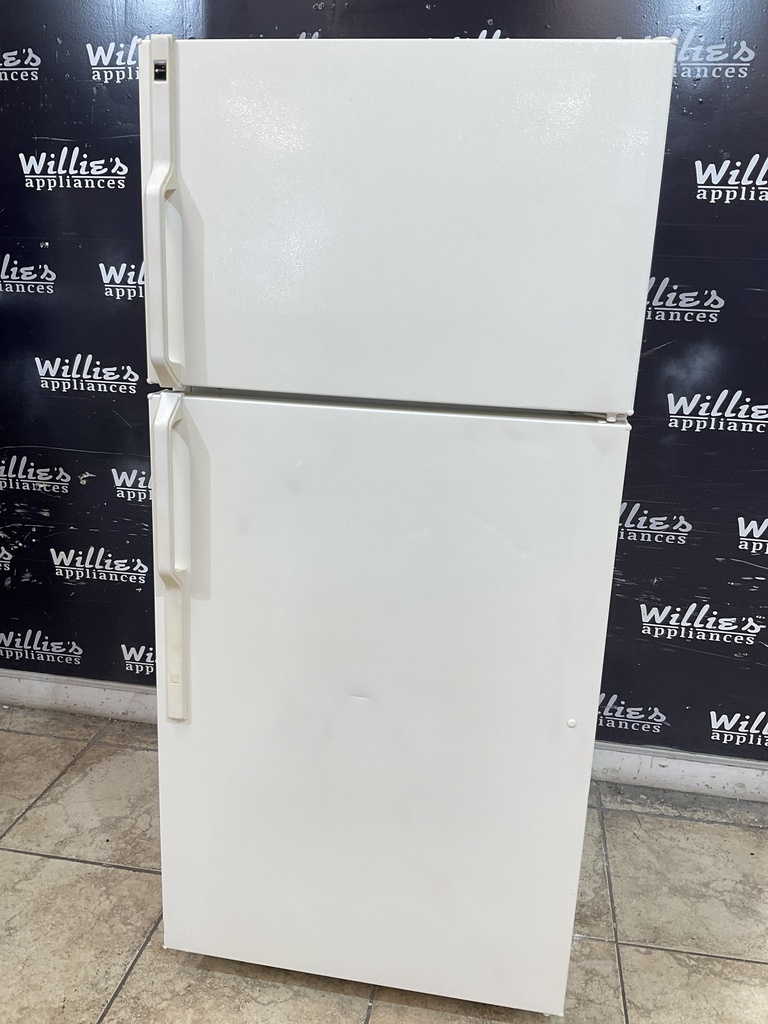 Hotpoint Used Refrigerator Top and Bottom 28x61 (Bisque) 