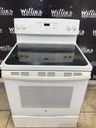 Ge Used Electric Stove 220volts (40/50 AMP) 30inches {4 prong} (white) 