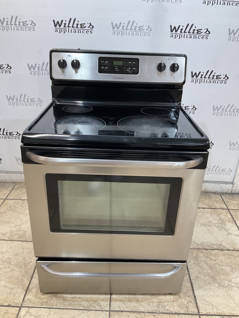 Frigidaire Used Electric Stove 220volts (40/50 AMP) 30inches {3 prong} (stainless steel) 