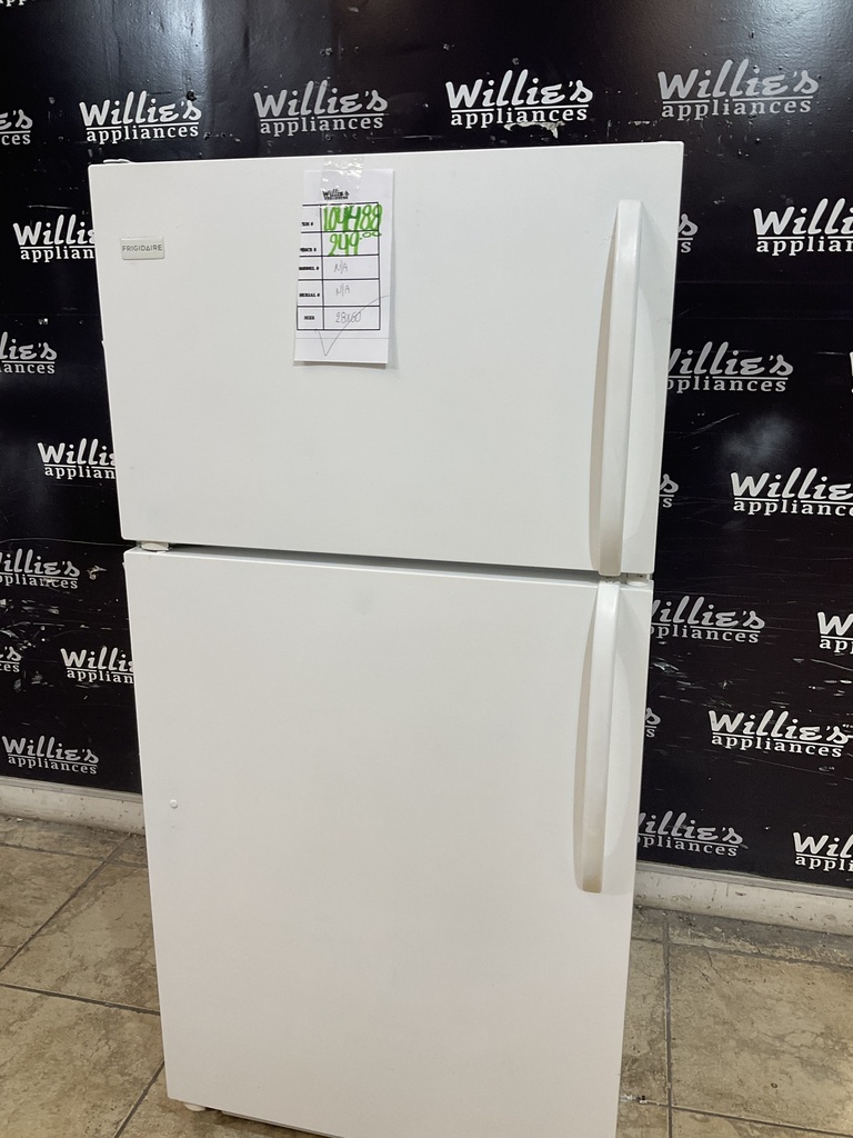 Frigidaire Used Refrigerator Top and Bottom 28x60 (White) 