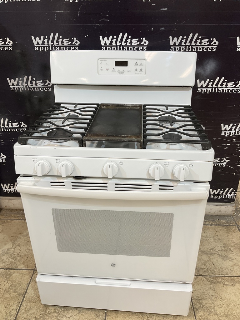 Ge Used Natural Gas Stove 30inches (White)