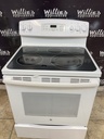 Ge Used Electric Stove 220volts (40/50 AMP) 30inches {3 prong} (White) 