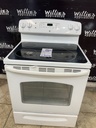Ge Used Electric Stove 220volts (40/50 AMP) 30inches (White) 