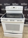 Ge Used Electric Stove 220volts (40/50 AMP) 30inches {3 prong} (White) 