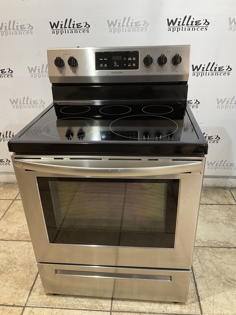 Frigidaire Used Electric Stove 220volts (40/50 AMP) 30inches {no cord} (Stainless steel) 