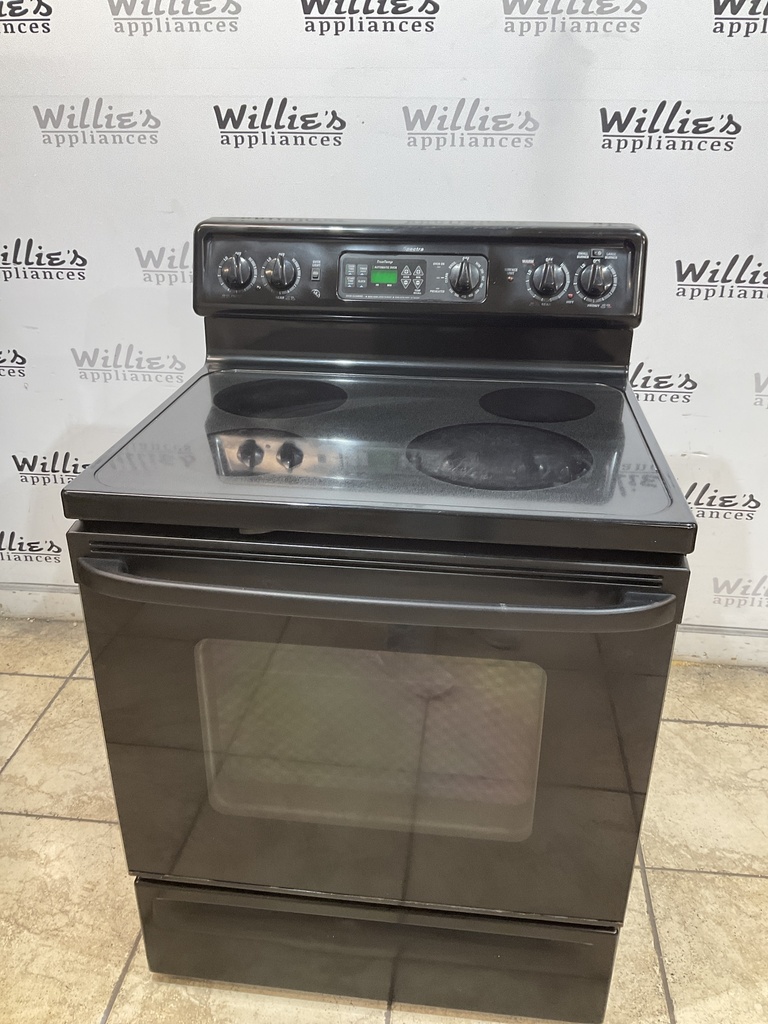 Ge Used Electric Stove 220volts (40/50 AMP) 30inches {no cord} (Black) 