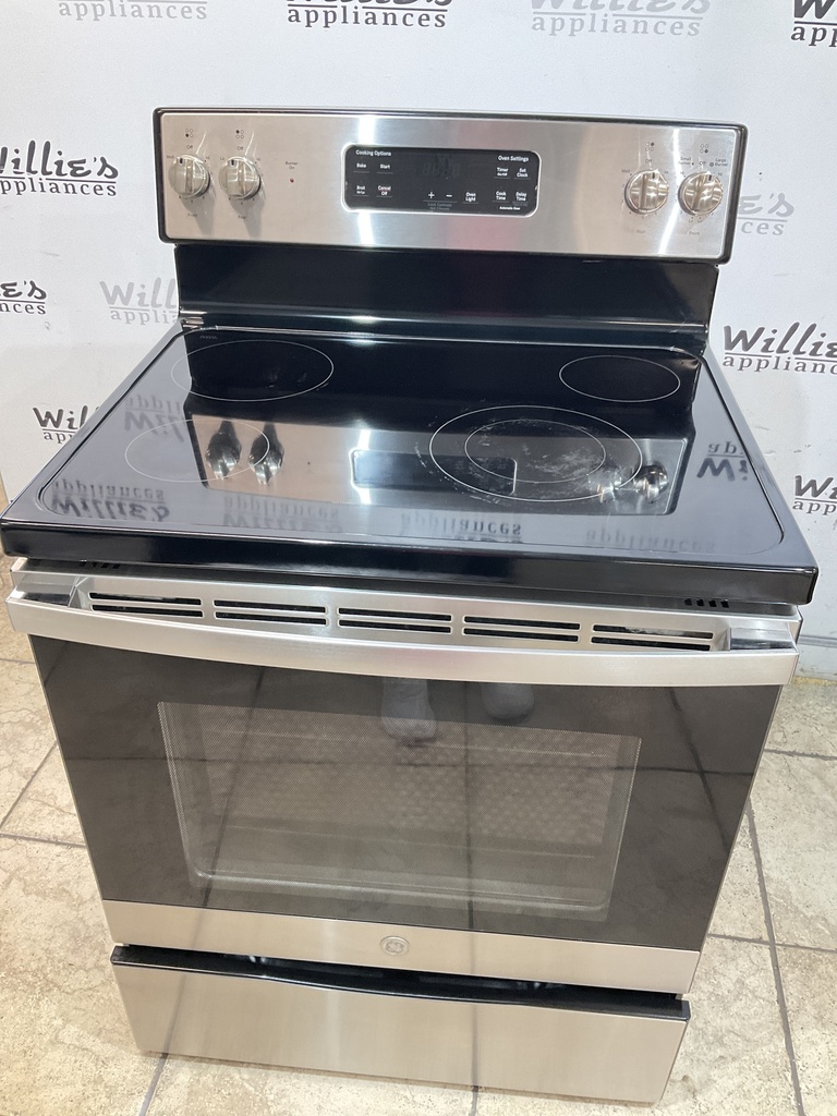 Ge Used Electric Stove 220volts (40/50 AMP) 30inches {no cord} (Stainless steel) 