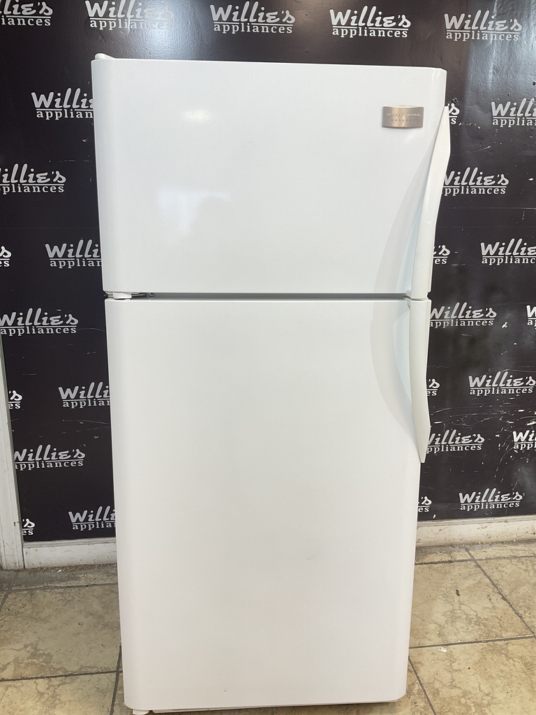 Frigidaire Used Refrigerator Top and Bottom 30x67 (White) 