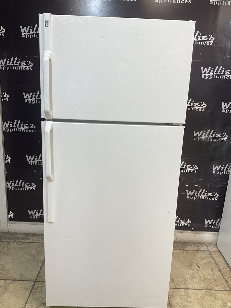 Hotpoint Used Refrigerator Top and Bottom 28x64 1/2” (White) 