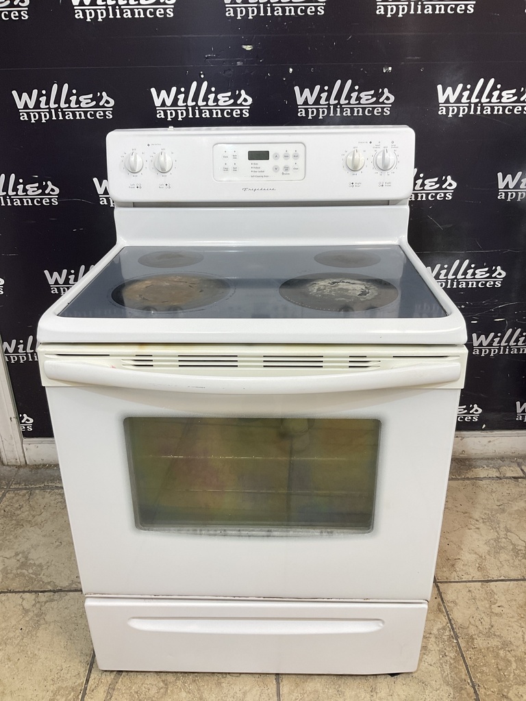 Frigidaire Used Electric Stove 220volts (40/50 AMP) 30inches {no cord} (White) 