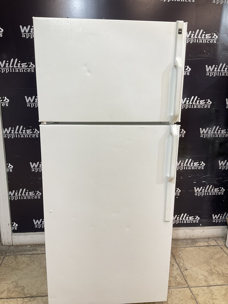 Hotpoint Used Refrigerator Top and Bottom 28x64 1/2” (White) 