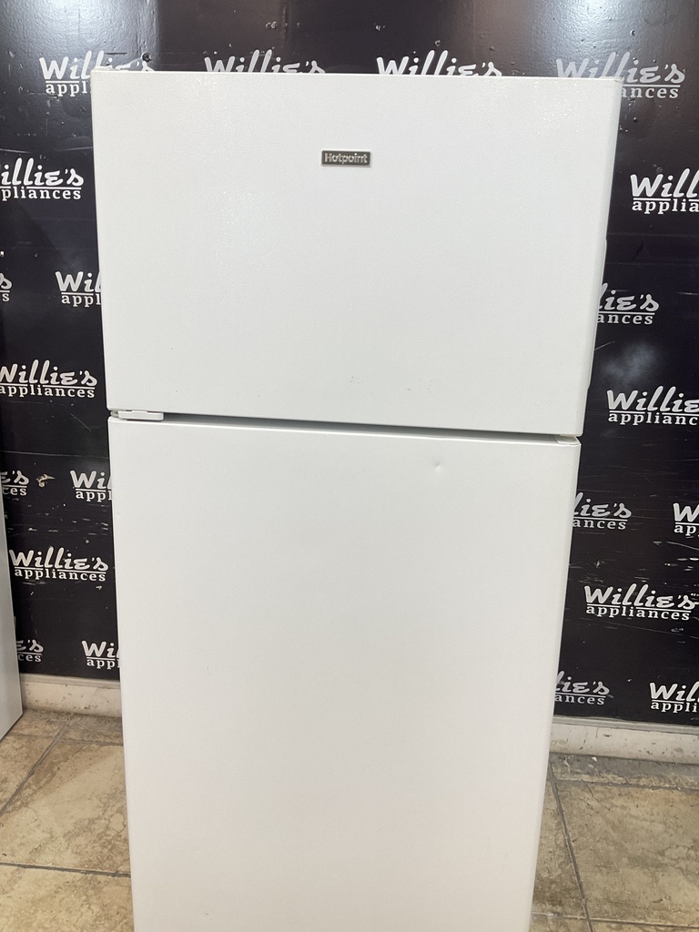 Hotpoint Used Refrigerator Top and 28x61 1/2” (White)