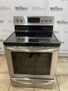 Frigidaire Used Electric Stove 220volts (40/50 AMP) 30inches {3 prong} (Stainless steel) 