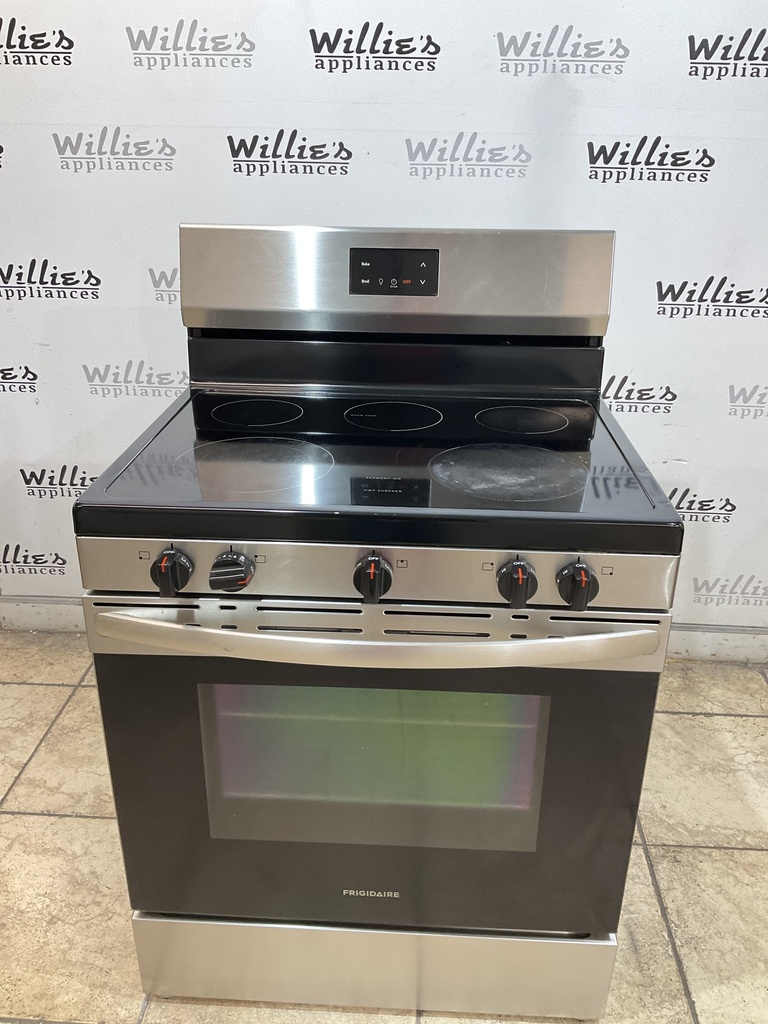 Frigidaire Used Electric Stove 220volts (40/50 AMP) 30inches {4 prong} (Stainless steel) 