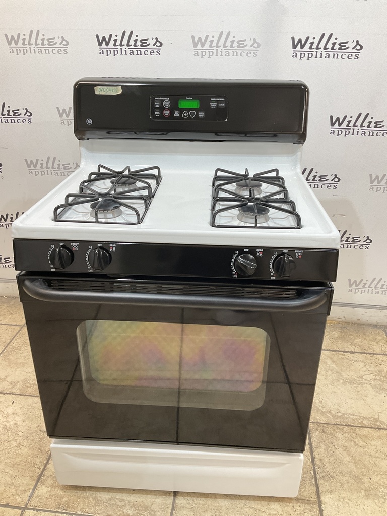 Ge Used Gas Propane Stove 30inches (White/black) 