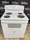 Ge Used Electric Stove 220volts (40/50 AMP) 30inches {no cord} (White) 