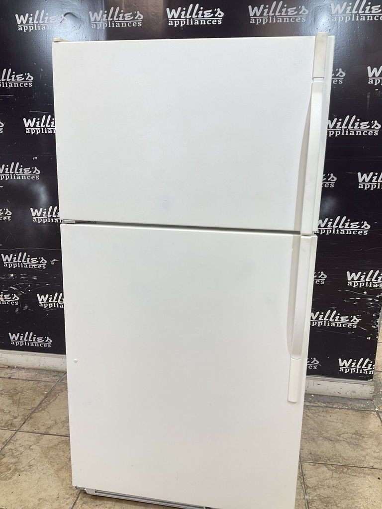Whirlpool Used Refrigerator Top and Bottom 33x66 (White) 