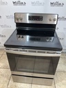 Ge Used Electric Stove 220volts (40/50 AMP) 30inches {3 prong} (Stainless steel) 