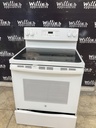 Ge Used Electric Stove 220volts (40/50 AMP) 30inches {no cord} (White) 