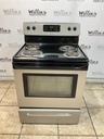 Frigidaire Used Electric Stove 220volts (40/50 AMP) 30inches {3 prong} (Stainless steel) 