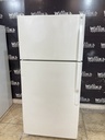Ge Used Refrigerator Top and Bottom 28x61 1/2” (white)
