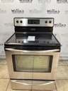Frigidaire Used Electric Stove 220volts (40/50 AMP) 30inches {no cord} (Stainless steel) 
